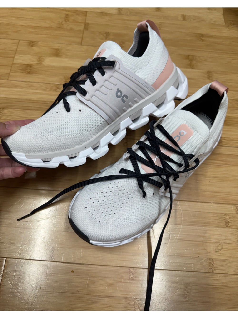 On Cloud White & Blush Running Shoes